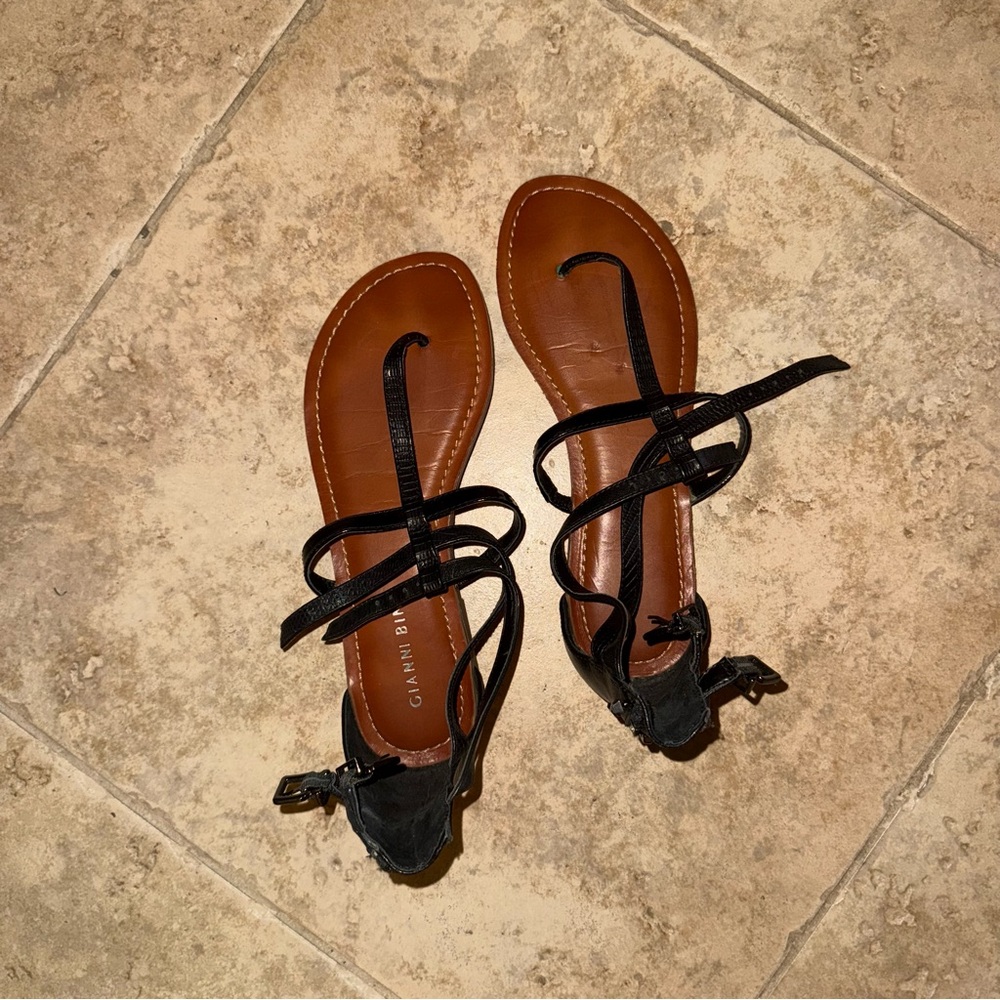 Gianni Bini Black Gladiator Sandals